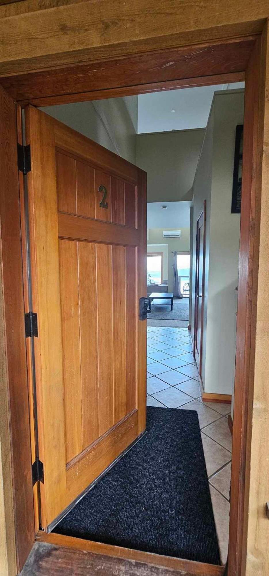 Moon Water Lodge Malahat Εξωτερικό φωτογραφία